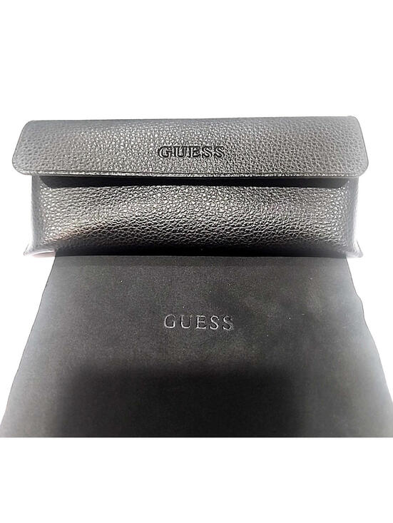 Guess Other - Guess Large Black Faux Leather Soft Case w Cloth